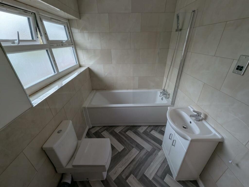 Additional image 5 of Banbrook Close, Solihull B92 9NE