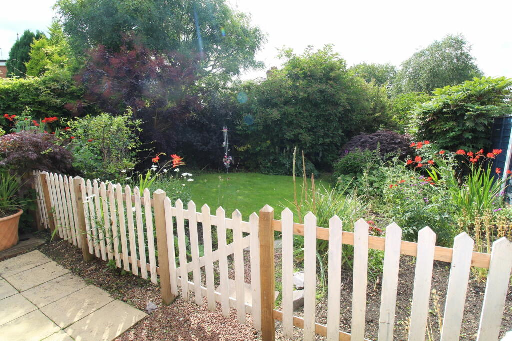 Additional image 4 of ROWLEY REGIS, Spring Avenue