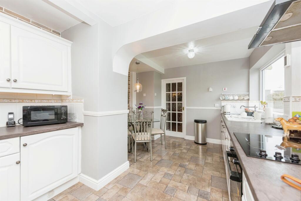 Additional image 3 of Coton Lane, Tamworth