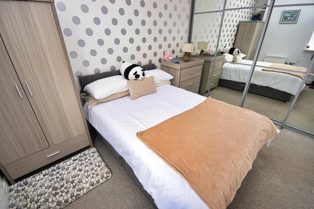 Additional image 7 of Waddesdon House, Dickens Heath