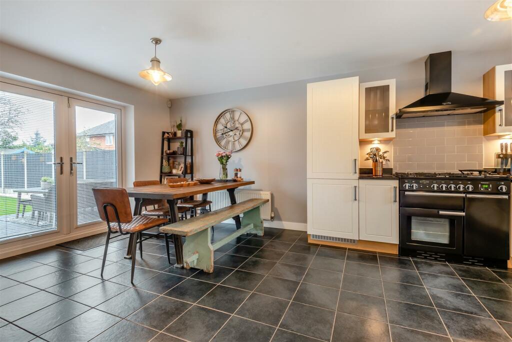 Additional image 10 of Trinity Road, Kingsbury, Tamworth