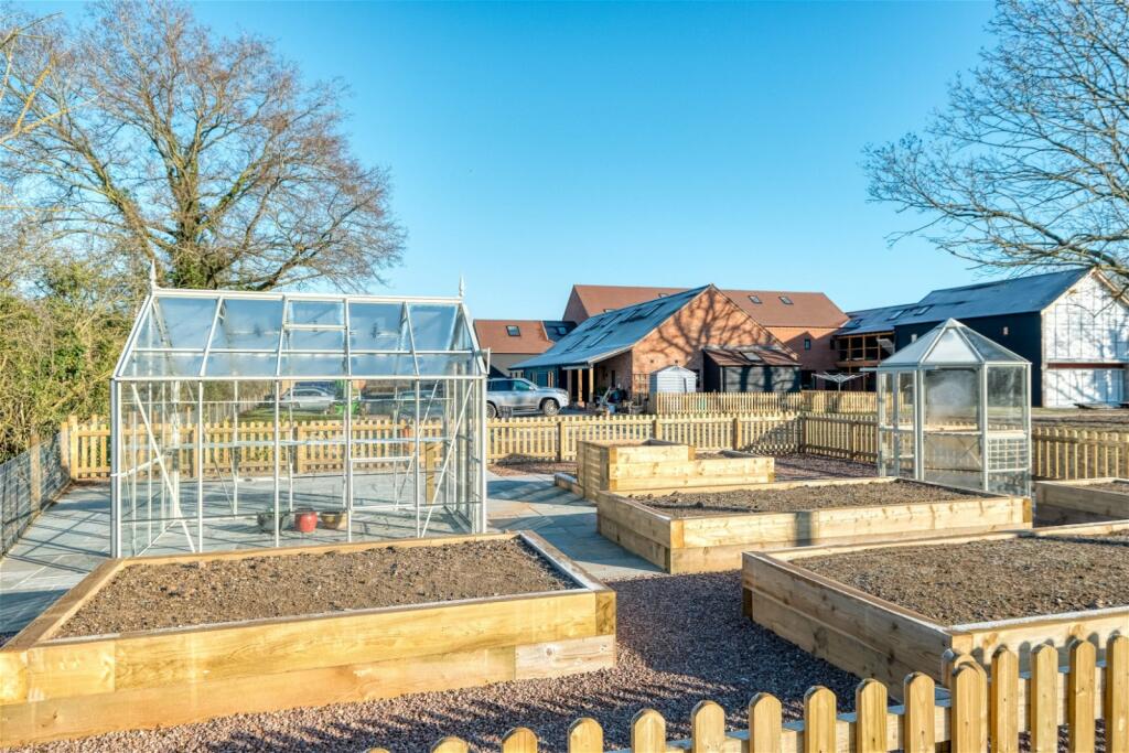 Additional image 14 of 1 Lion & Lamb Barns, Droitwich Road, Bradley Green B96 6RP