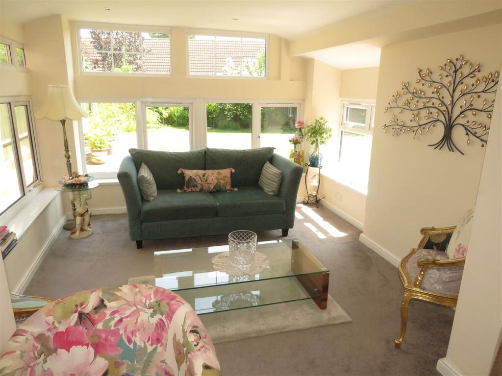 Additional image 4 of Park Hall Crescent, Castle Bromwich, Birmingham