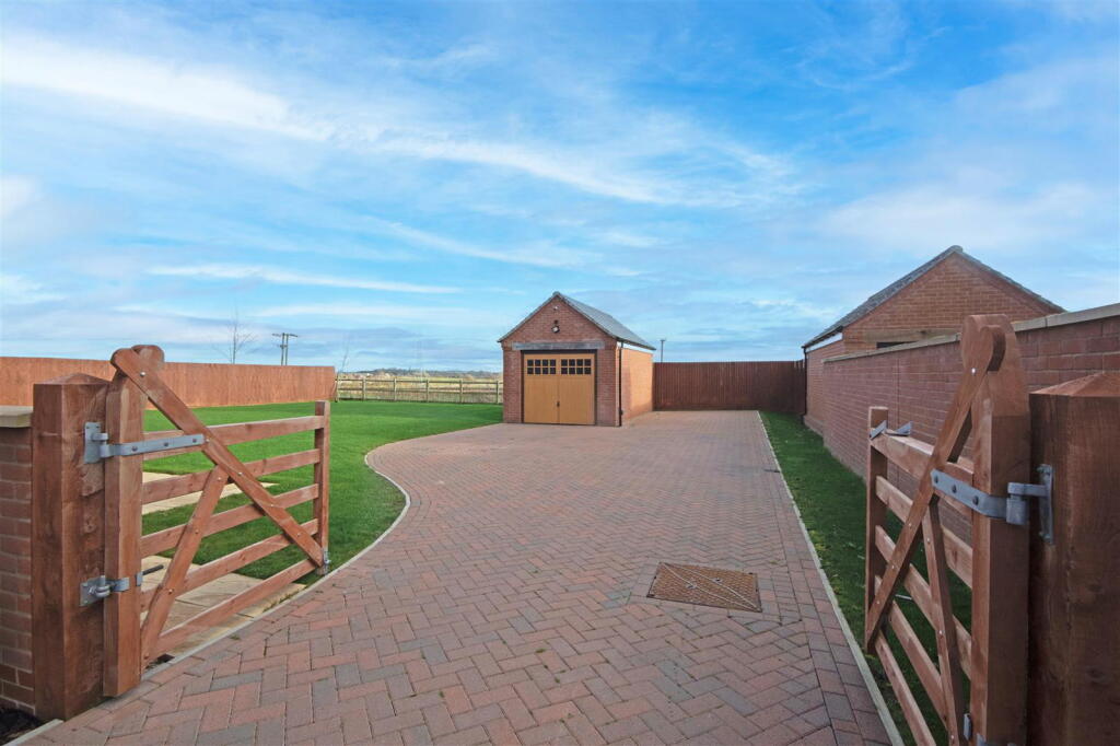 Additional image 25 of Manor Lane, Harlaston, Tamworth