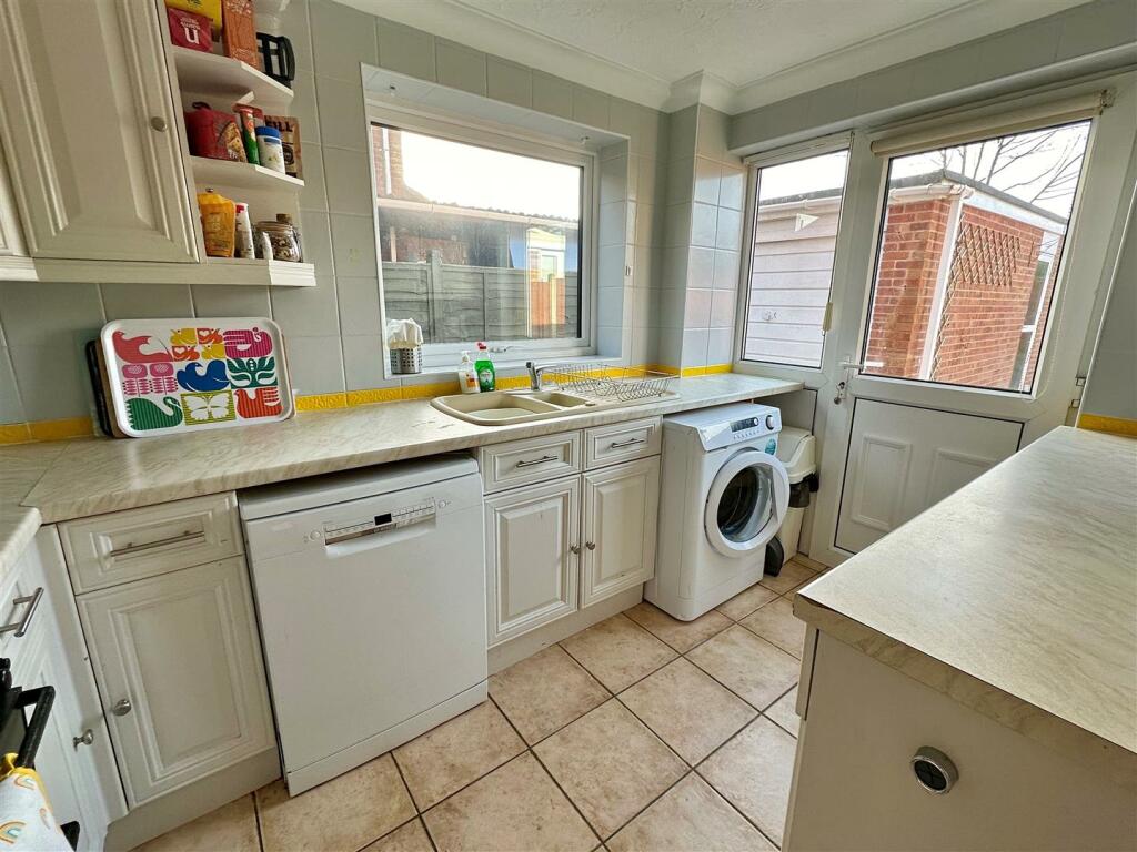 Additional image 12 of Fairwater Crescent, Alcester