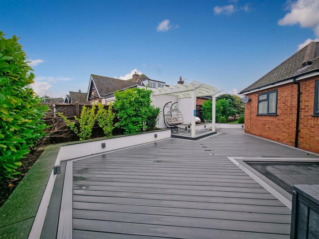 Additional image 21 of Meadow Road, Wythall