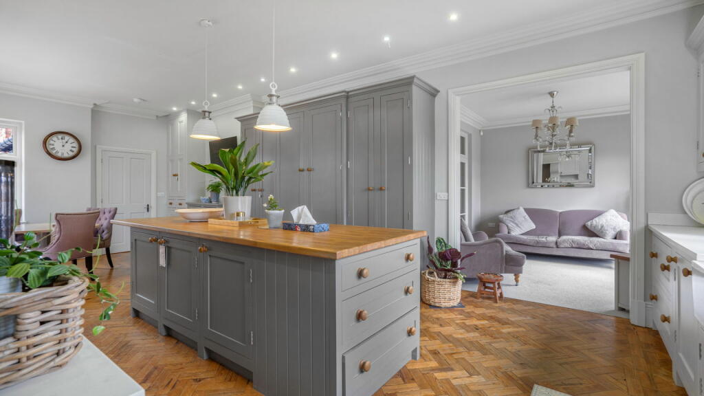 Additional image 3 of Victoria Road, Sutton Coldfield, B72 1SN