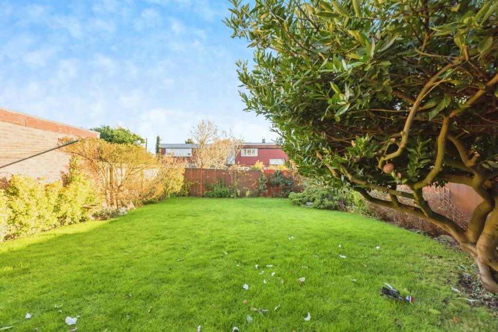 Additional image 17 of Redhill Close, Tamworth