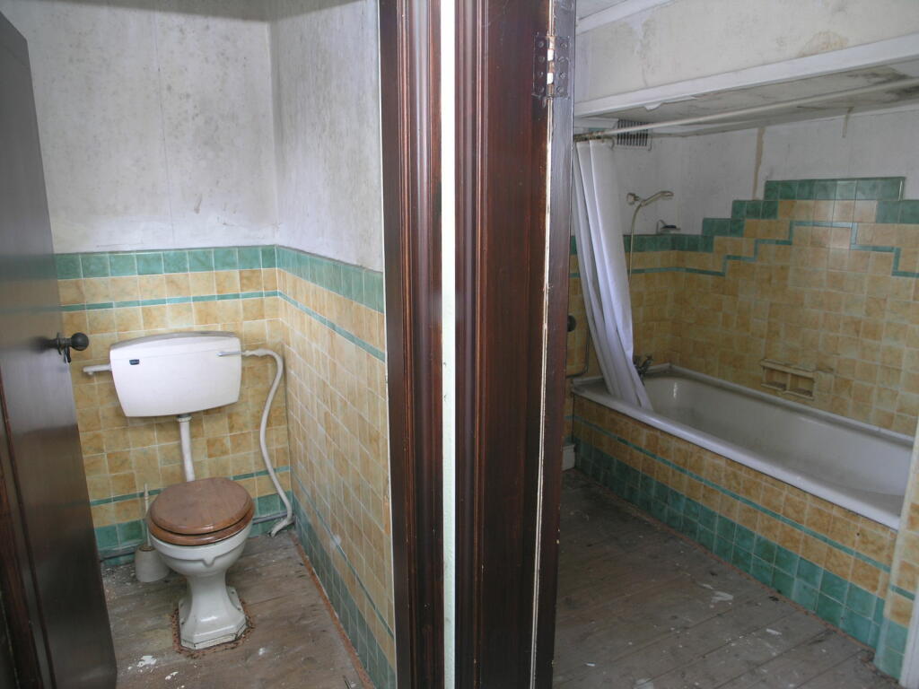 Additional image 11 of ROWLEY REGIS, Waterfall Lane