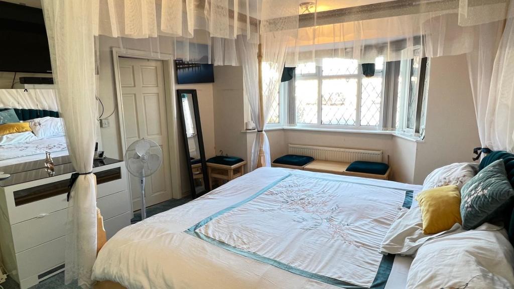 Additional image 10 of Pilkington Avenue, Sutton Coldfield