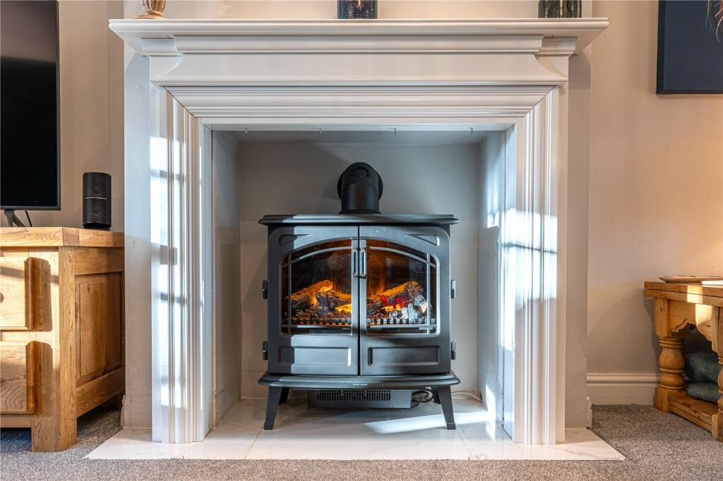 Additional image 12 of Kings Lane, Newton Regis, Tamworth, Warwickshire, B79