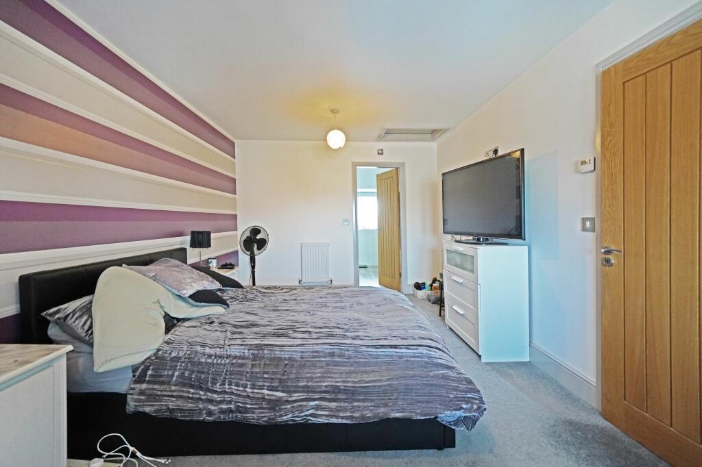 Additional image 8 of Trinity Way, Shirley, B90