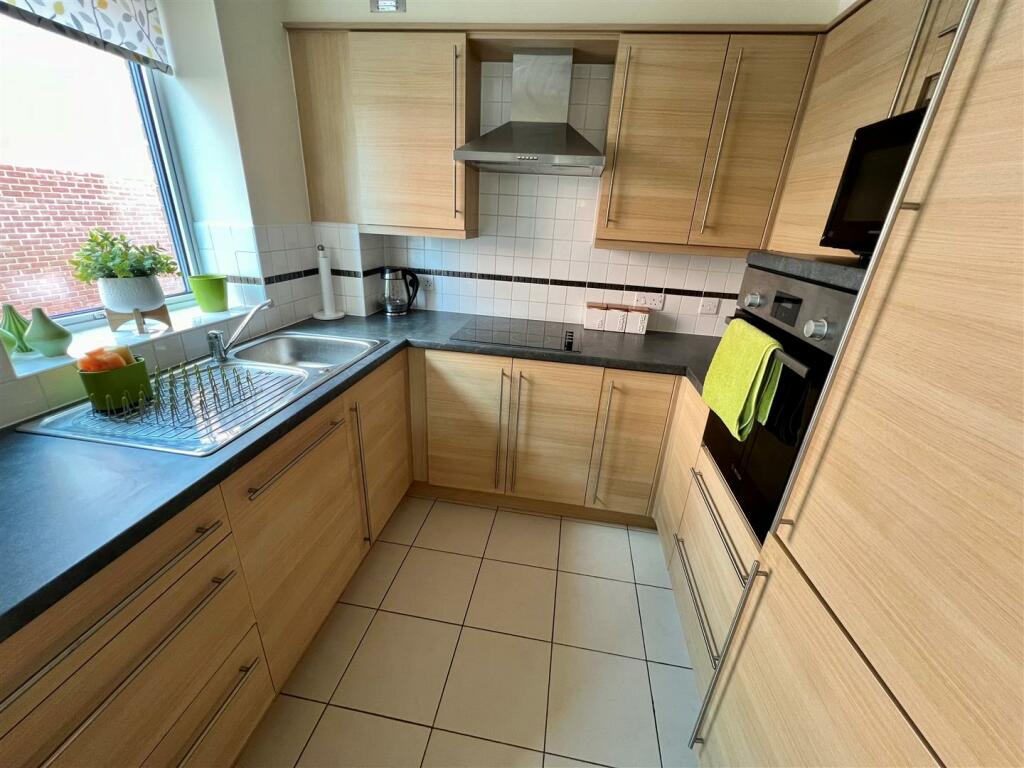 Additional image 5 of Stratford Road, Shirley, Solihull