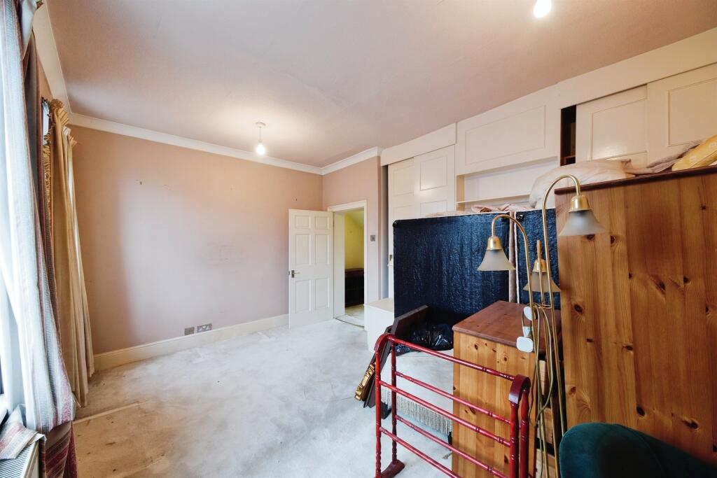 Additional image 14 of High Street, Henley-In-Arden