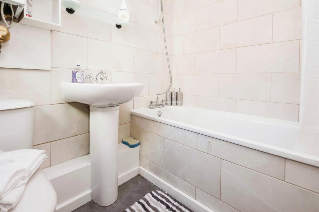 Additional image 30 of New England, Halesowen