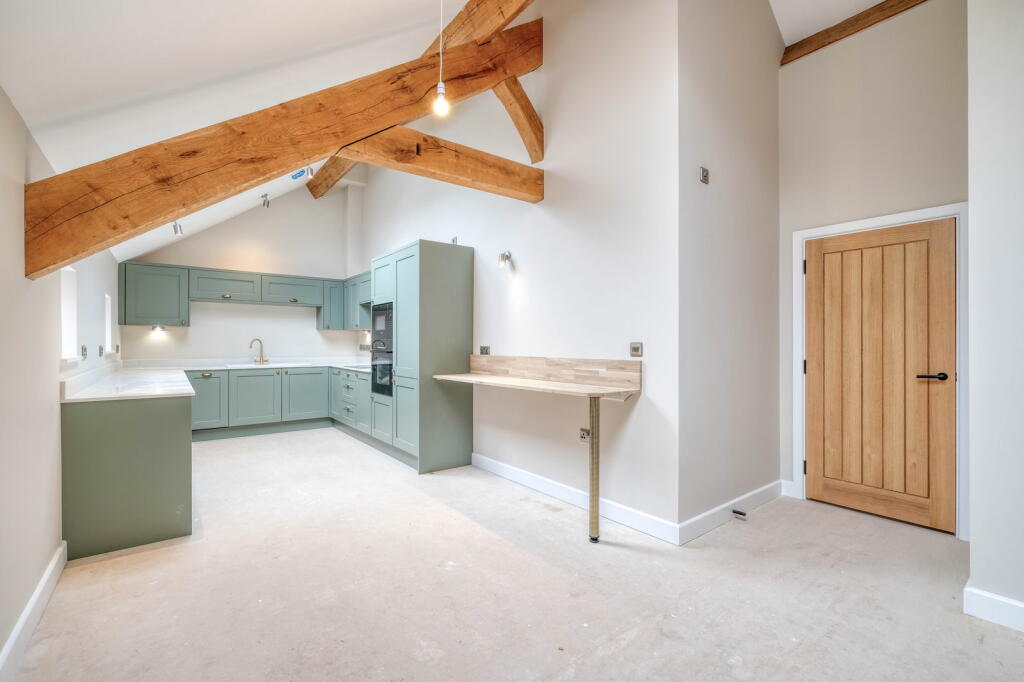 Additional image 7 of 7 Lion & Lamb Barns, Droitwich Road, Bradley Green B96 6RP