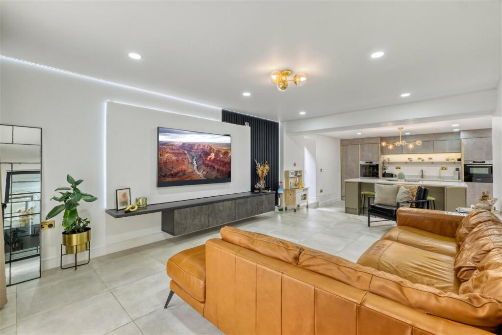 Additional image 2 of Cranham Close, Headless Cross, Redditch B97 5AZ