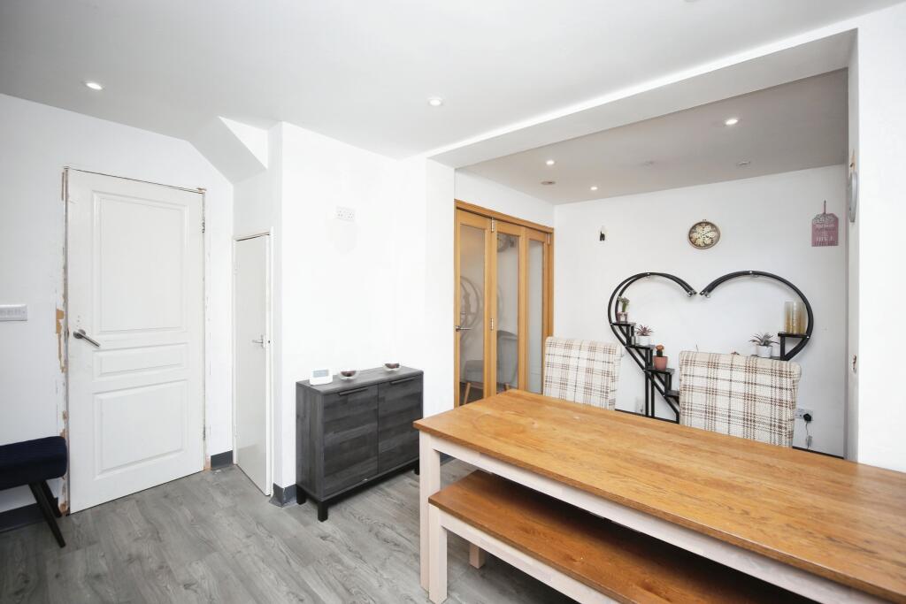 Additional image 5 of Cheswick Close, Redditch, B98