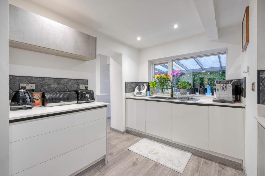 Additional image 4 of Kenchester Close, Matchborough East, Redditc B98 0BT