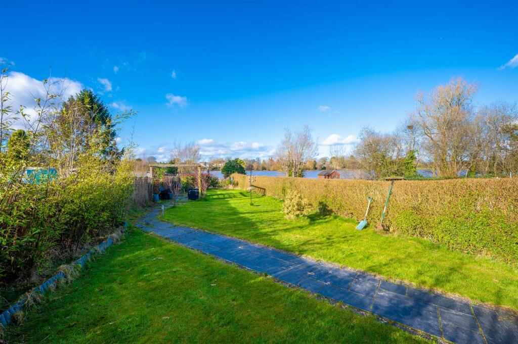 Additional image 12 of Malthouse Lane, Earlswood