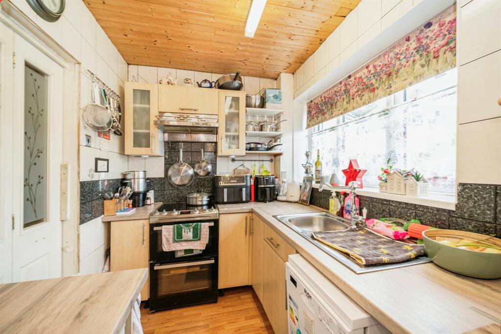 Additional image 19 of Willow Drive, Tividale, Oldbury