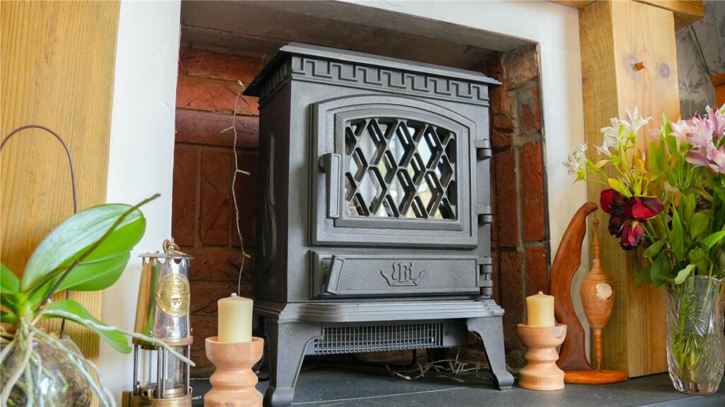 Additional image 13 of Curlew Close, Warton, Tamworth, Warwickshire, B79