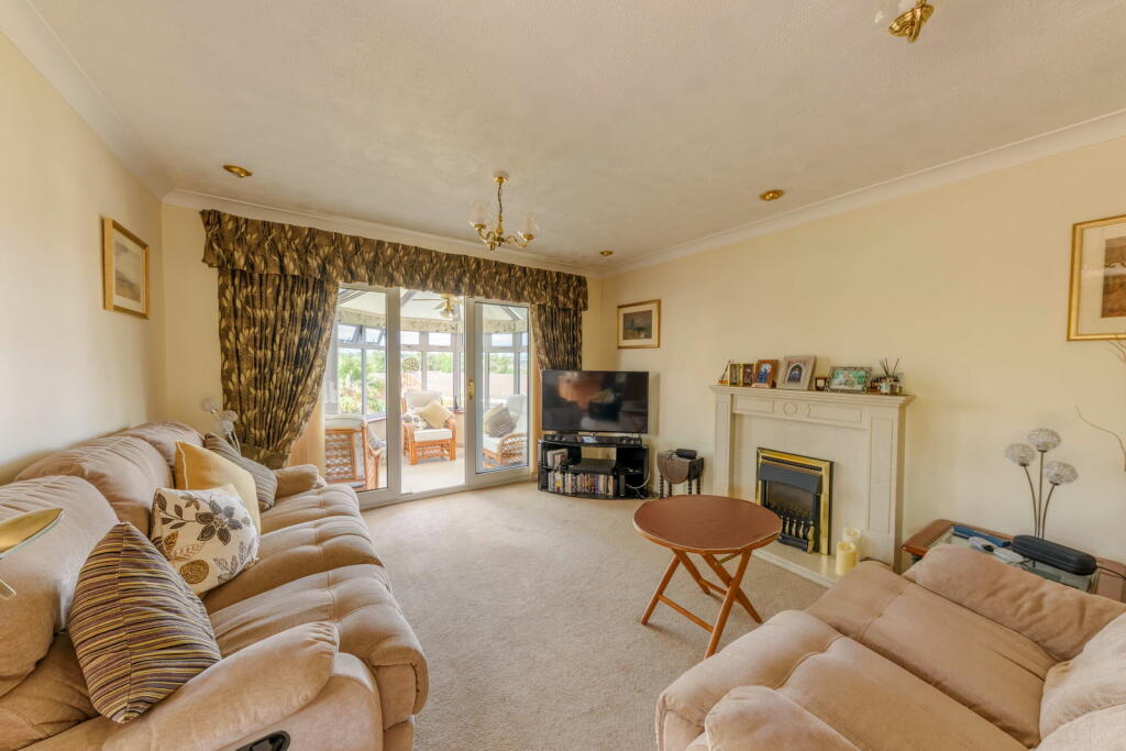 Additional image 4 of Glynn Crescent, Halesowen, B63 2PZ