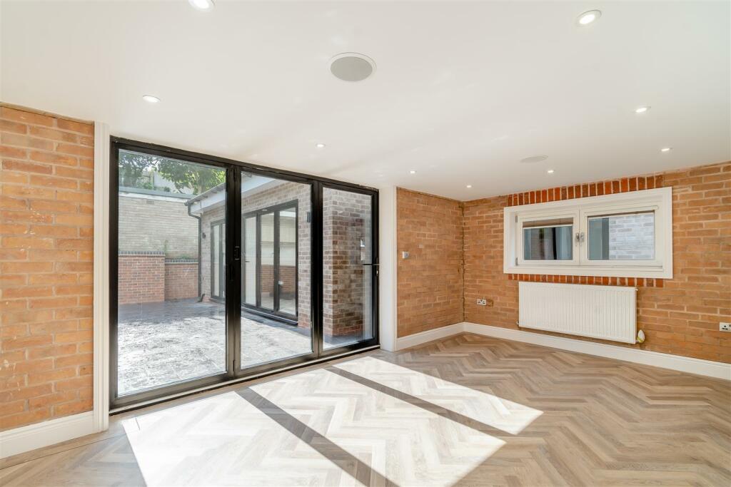 Additional image 17 of Woodland Rise, Sutton Coldfield