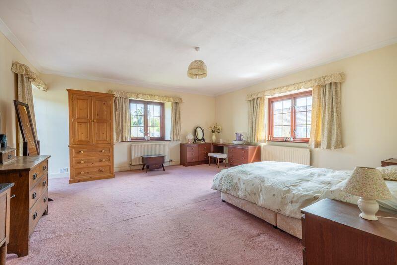 Additional image 10 of Detached period 4 bedroom house in central Bruton