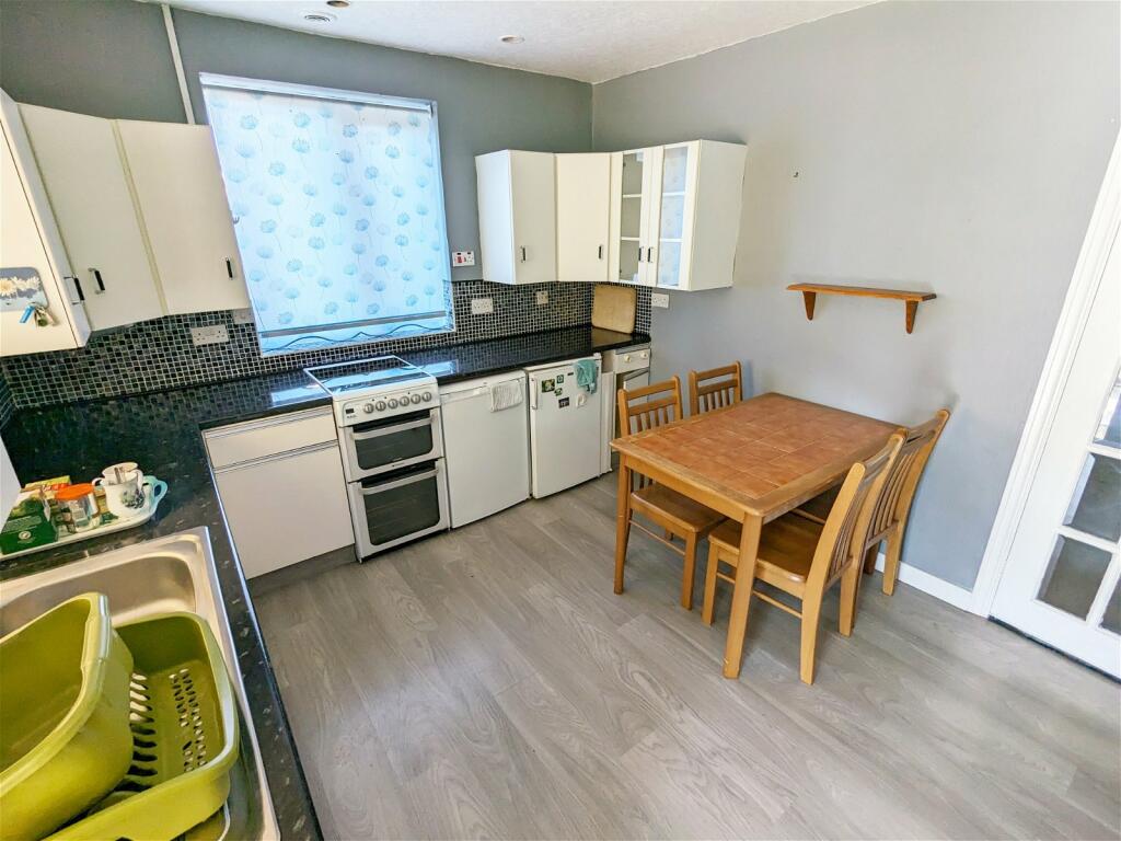 Additional image 17 of Malthouse Lane, Earlswood