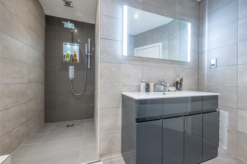 Additional image 10 of Malthouse Lane, Earlswood