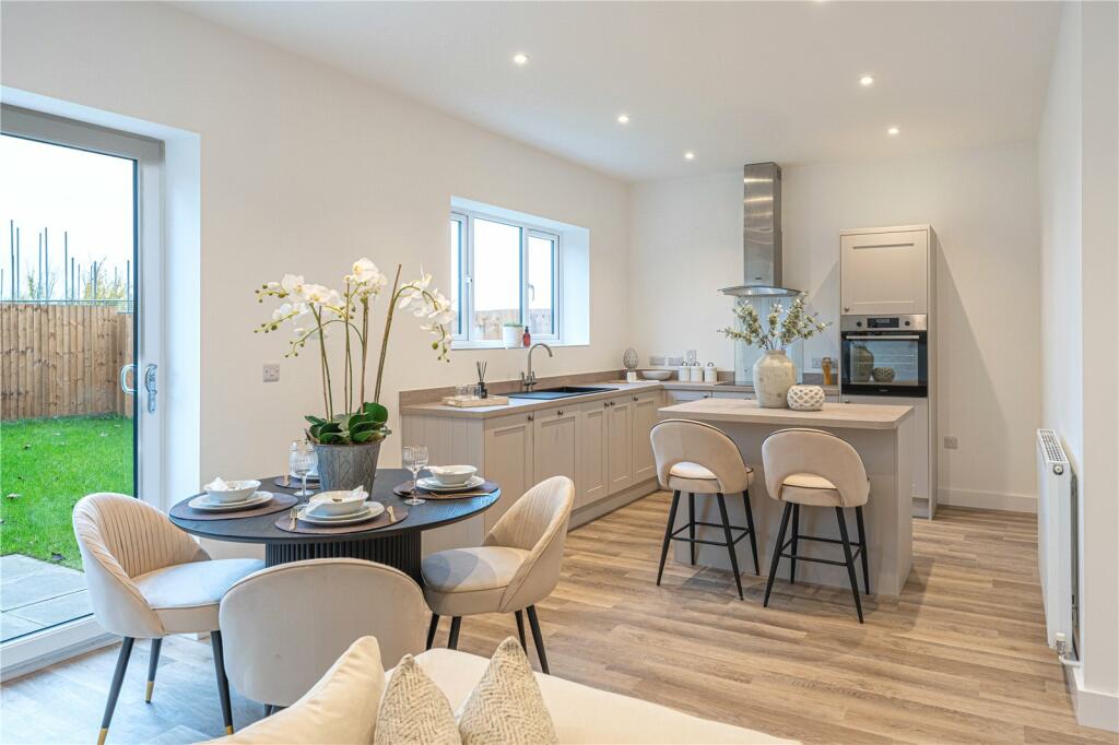 Additional image 50 of Egan Close, Dordon, Tamworth, B78