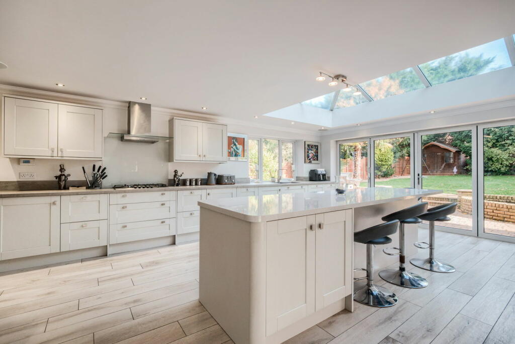 Additional image 39 of Monastery Drive, Solihull, B91 1DP