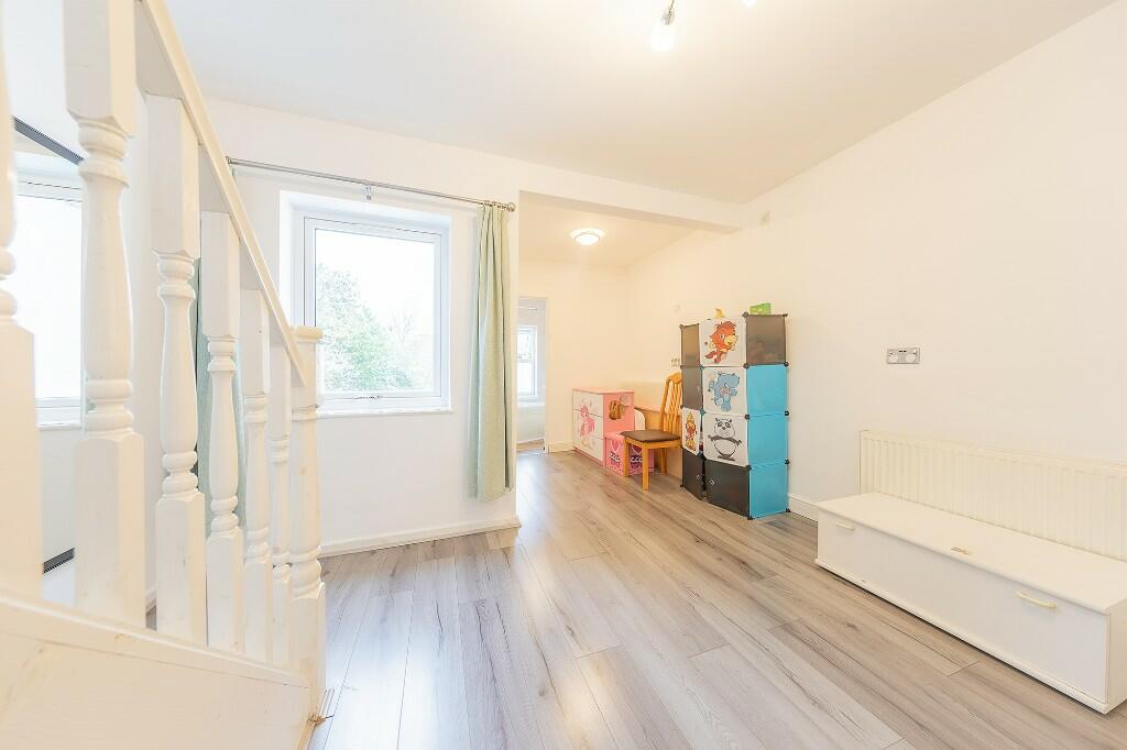 Additional image 14 of Rosy Cross, Tamworth,  B79