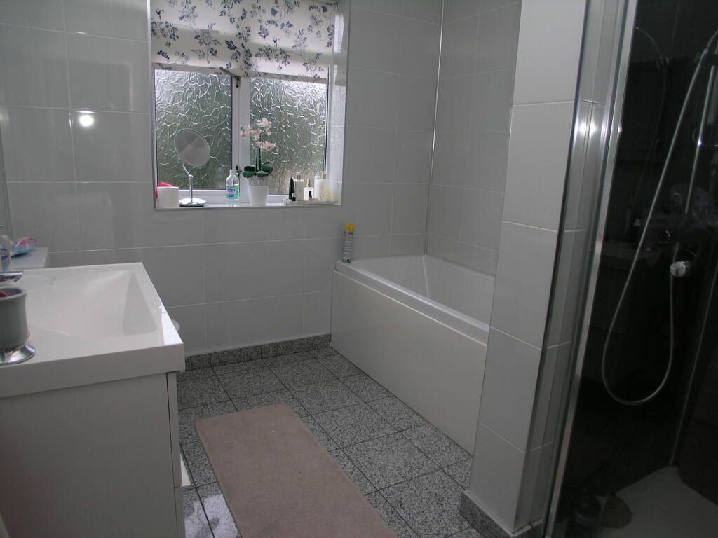 Additional image 11 of HALESOWEN, Garland Crescent