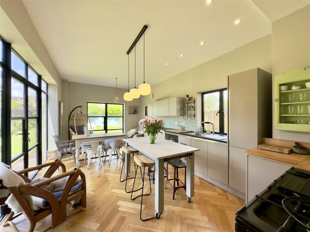 Additional image 33 of Nunney Road, Frome