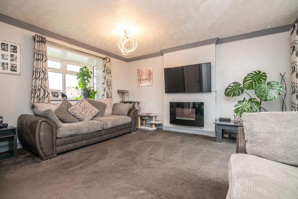 Additional image 6 of Longfellow Close, Redditch, B97 5HN