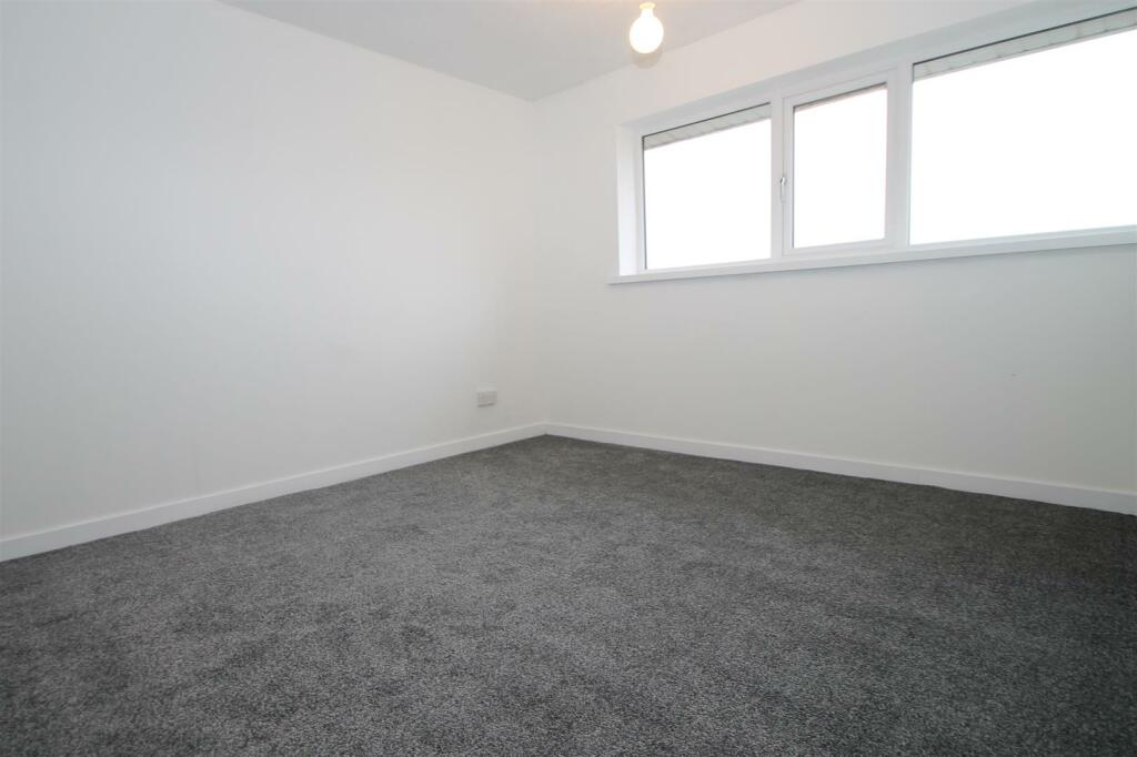Additional image 7 of Moat Drive, Halesowen