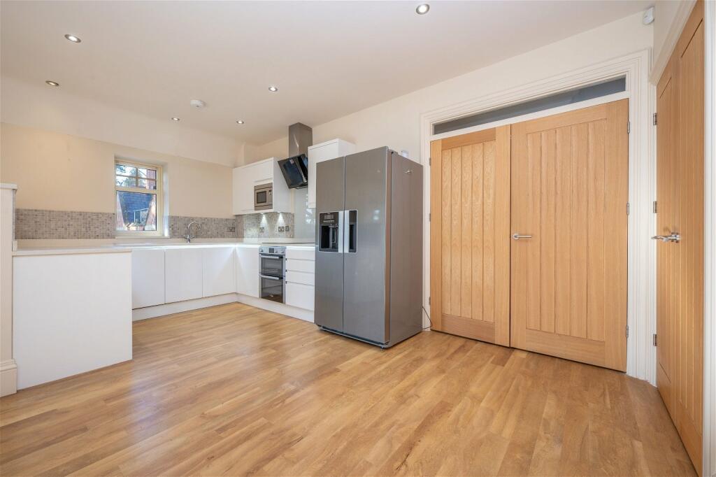 Additional image 5 of Stratford Road, Henley-in-arden, B95 6AE