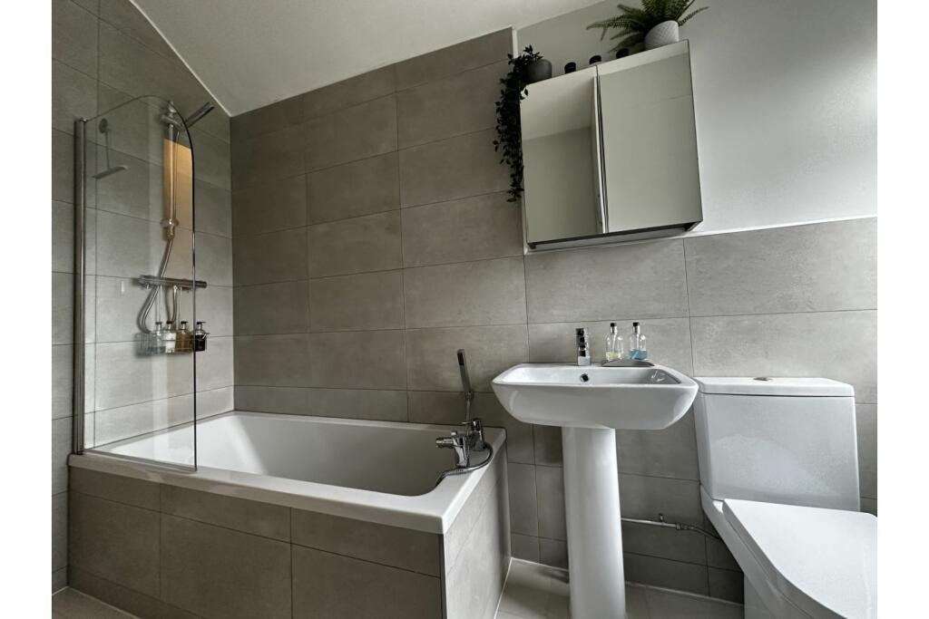 Additional image 11 of Park Road, Smethwick, B67