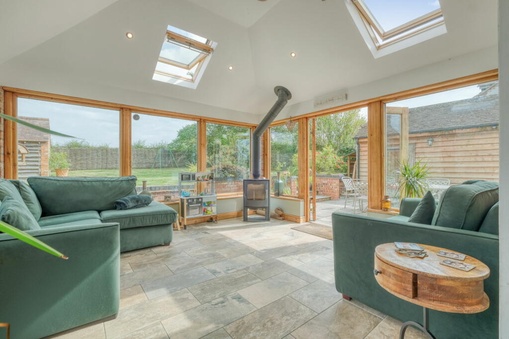 Additional image 6 of Keepers Cottage, Bradley Green, B96 6TQ