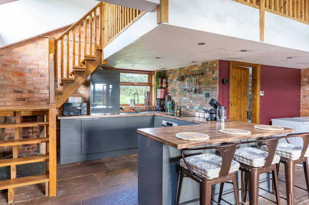 Additional image 4 of Greenfield Cottages, Scarfield Hill, Alvechurch, B48 7SF