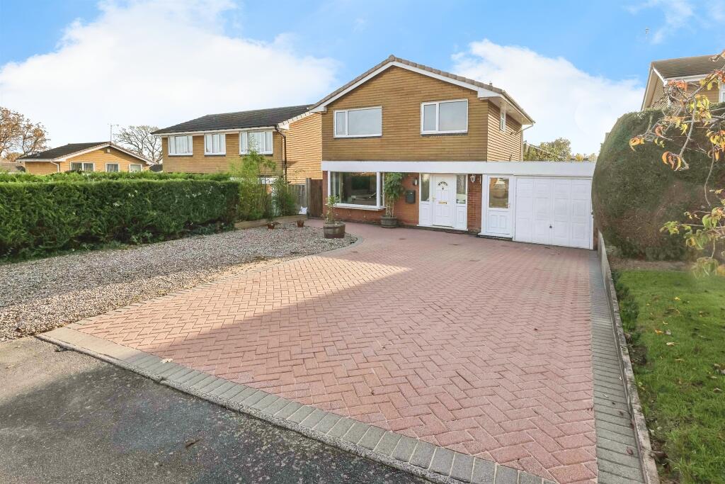 Compton Close, Redditch