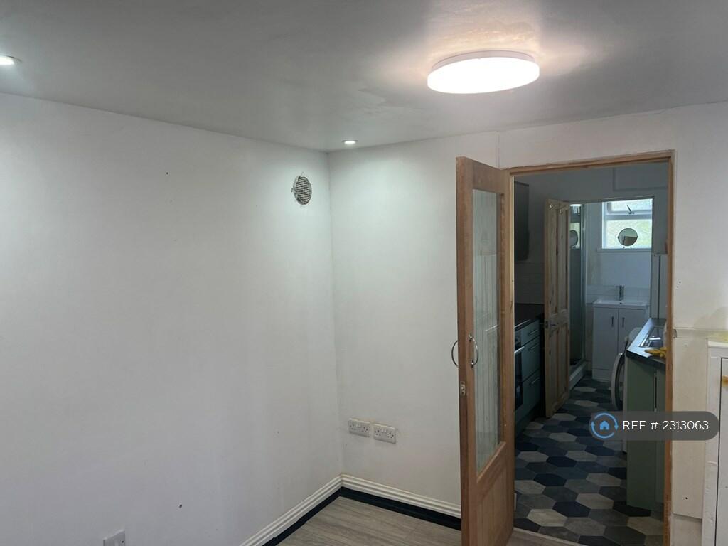 Additional image 12 of Causeway Green Road, Sandwell, B68