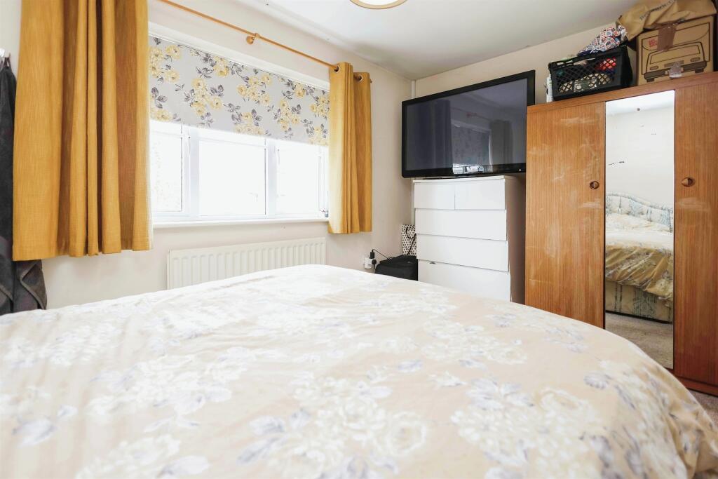 Additional image 4 of The Thatchers, HALESOWEN