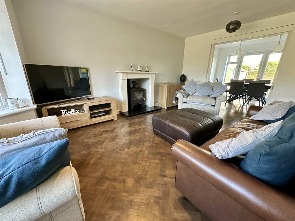 Additional image 4 of Coleshill Close, Hunt End, Redditch