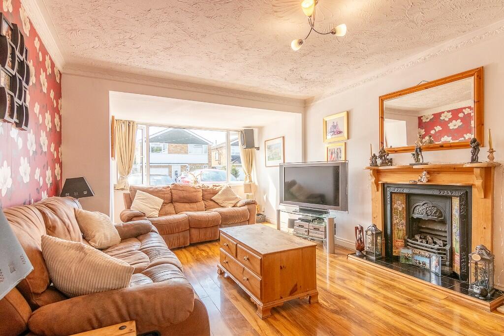 Additional image 2 of Meadow Close, B94