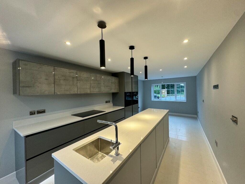 Additional image 20 of Vine Cottage, Dunnington, B49