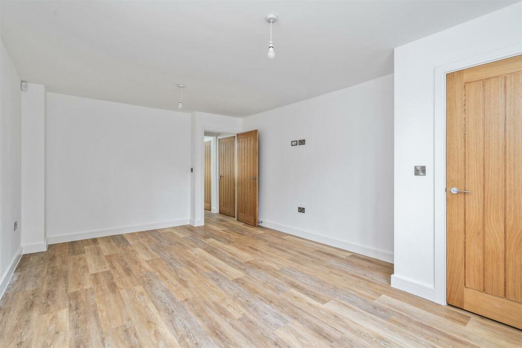 Additional image 5 of Lakeside View, Alcester Road, Wythall