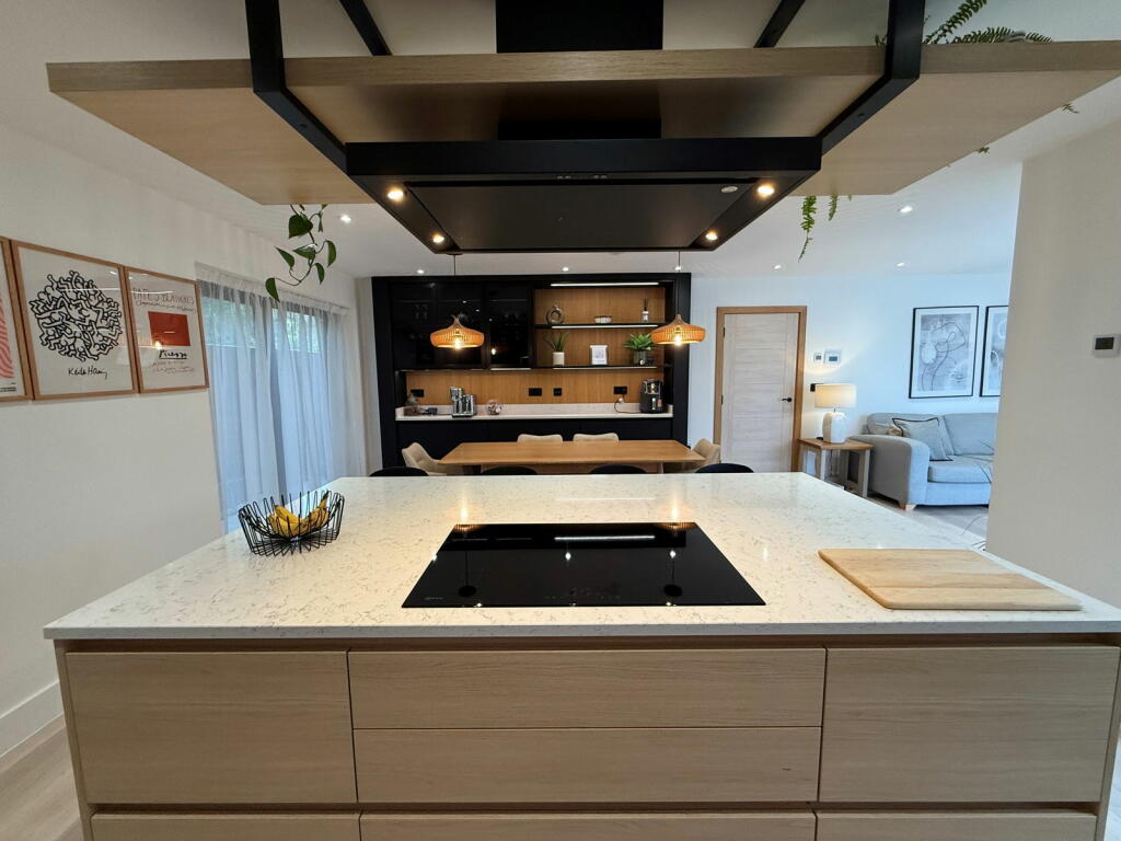 Additional image 11 of Shutt Lane, Earlswood